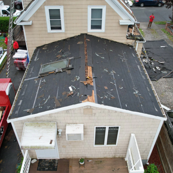 roof-being-constructed-Lynn-MA